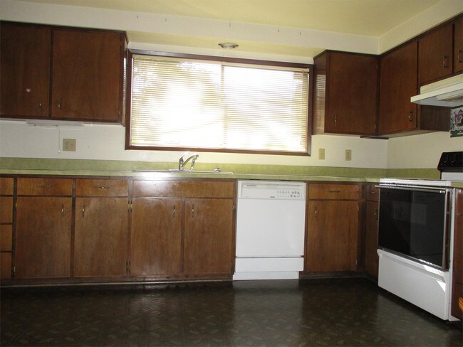 Building Photo - 2090 Tabor St