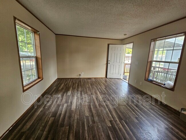 Foto del edificio - 3416 Kramers Ln