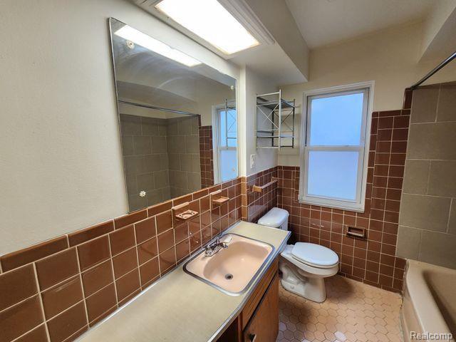 Foto del edificio - 1423 Sherwood Ct