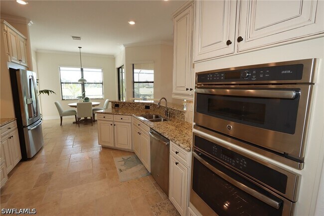 Foto del edificio - 17151 Cherrywood Ct