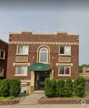 Building Photo - 3038 13th Ave S