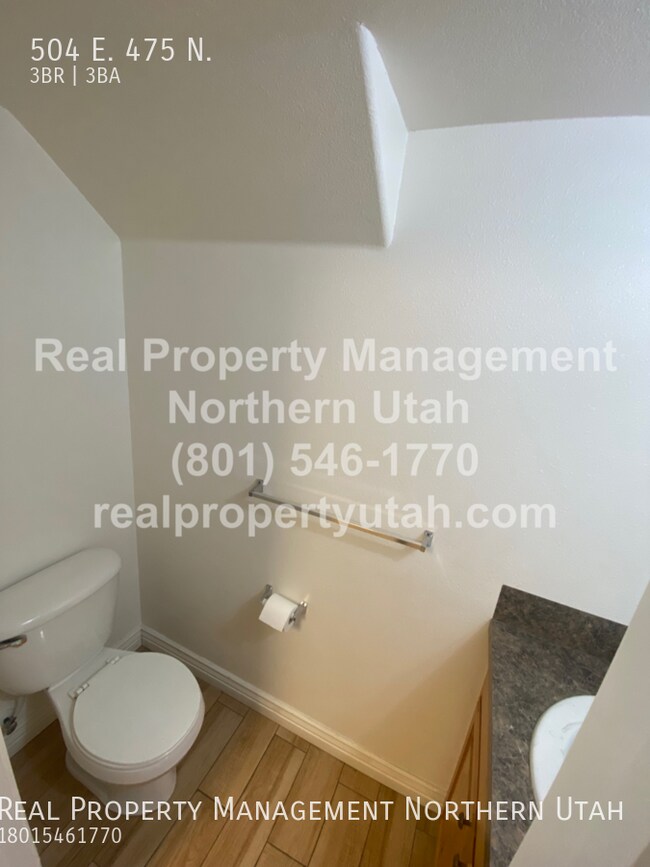 TwoStory Townhome Now Available! House for Rent in Ogden, UT