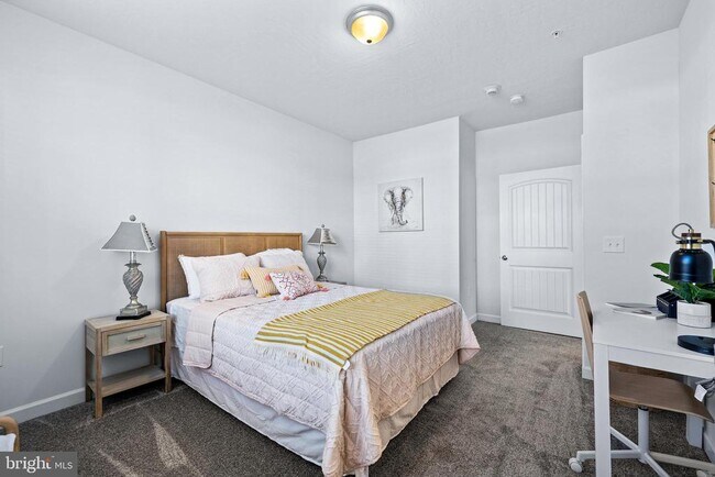 Foto del edificio - 1305 Lincoln Wy