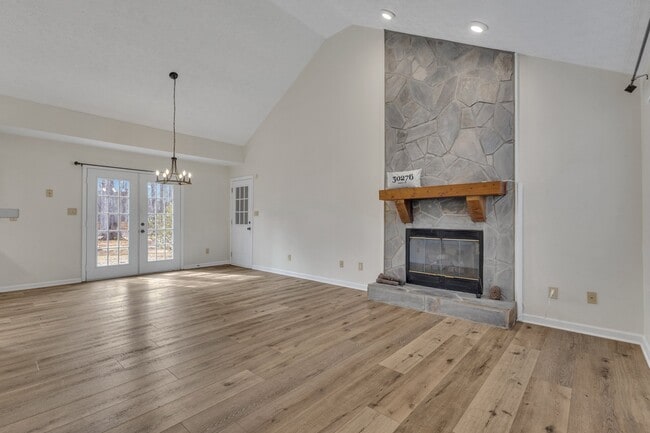 Building Photo - 78 Standing Rock Rd