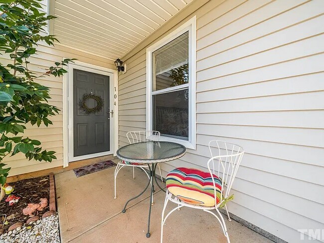 Building Photo - 1309 Hillbrow Ln
