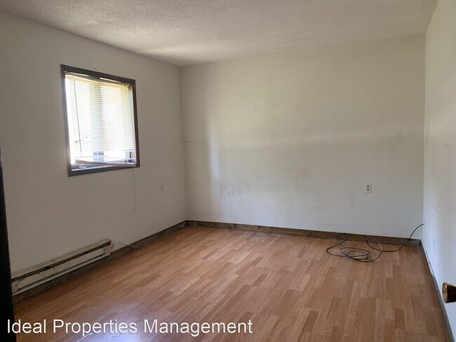 Building Photo - 515 W Monroe St