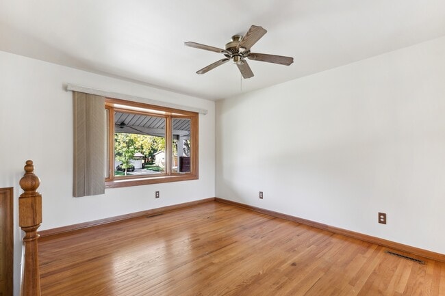 Building Photo - 931 Yorkshire Ln