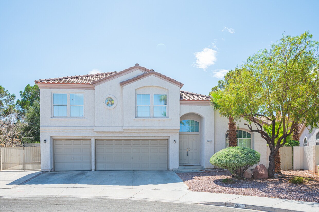 Foto principal - 2005 N Cedar Hills St