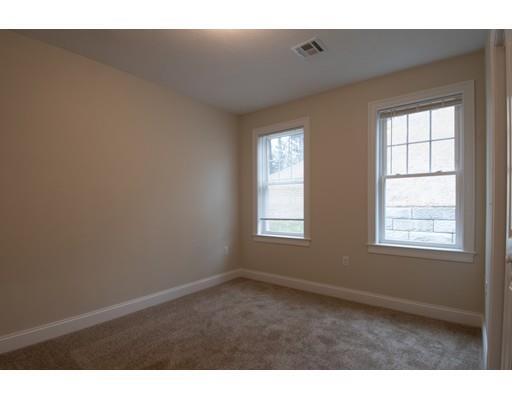 Building Photo - 80 N Meadows Rd