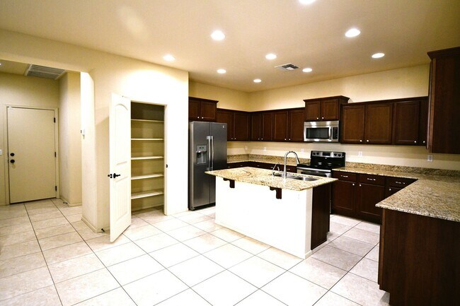 Foto del edificio - 3562 S Wren Dr