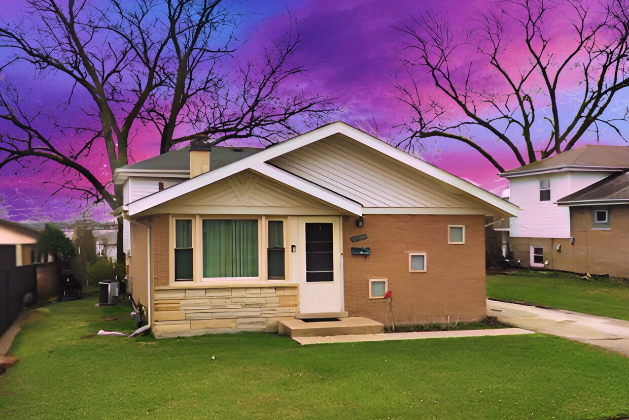 Foto principal - 12549 S Tripp Ave