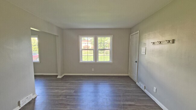Building Photo - 4230 Chester Dr