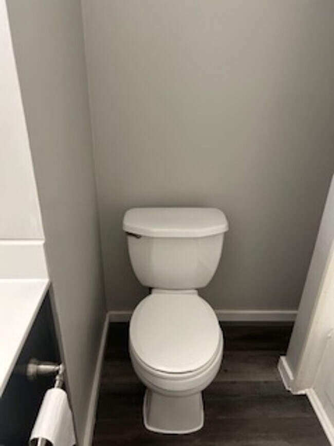 Foto del edificio - 3 bed 1 bath Fenced in House