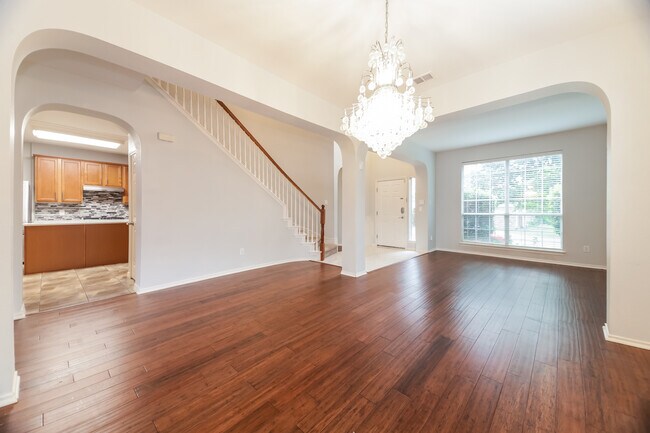 Foto del edificio - 8172 Peacock Ln