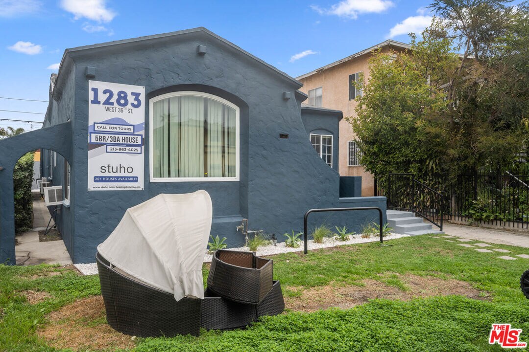 Building Photo - 1283 W 36th St