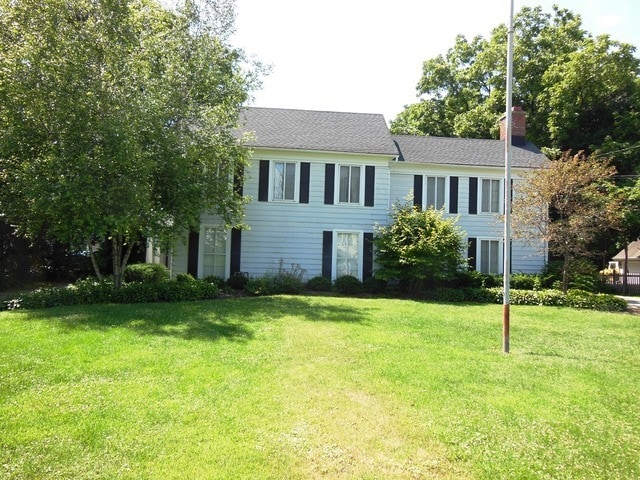Primary Photo - 336 Main St