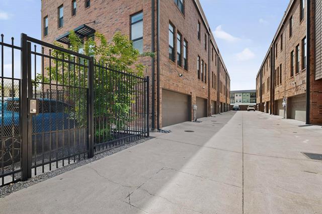 Foto del edificio - 4920 Lexington Ct