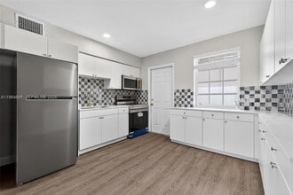 Building Photo - 11441 SW 2nd St