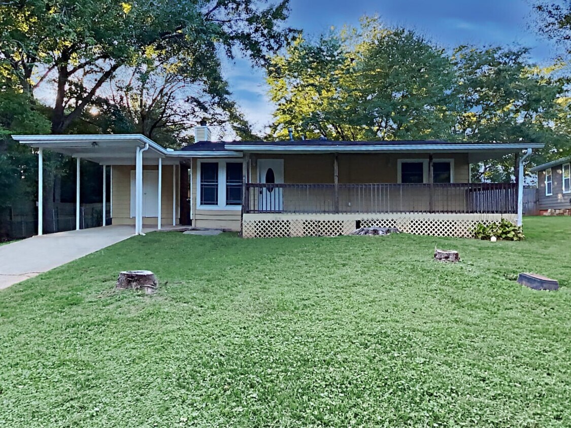 Primary Photo - 1711 Donna Lynn Dr SE