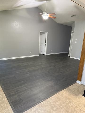 Building Photo - 4927 Highbank Dr