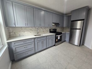 Building Photo - 6027 Monroe Pl