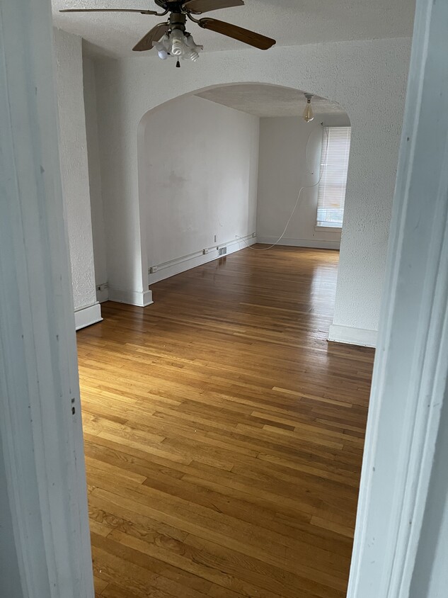 Dining room and living room - 342 Pennsylvania St