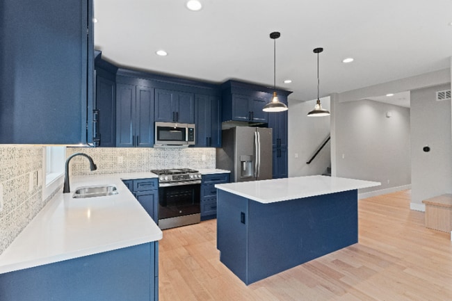 Building Photo - 1368 Autumn Ridge Ln