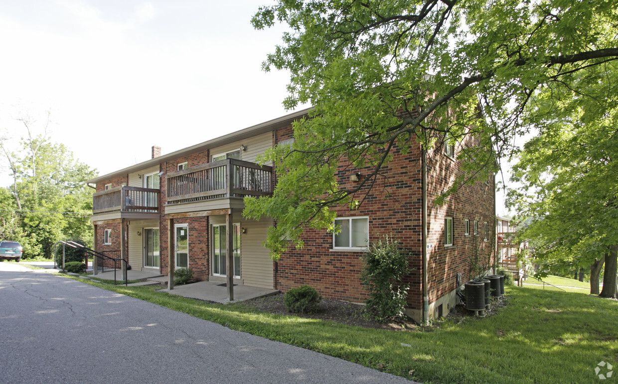 Foto del edificio - Ashwood Apartments & Townhomes