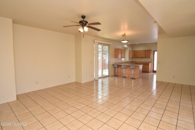 Foto del edificio - 2934 N Cardell Cir
