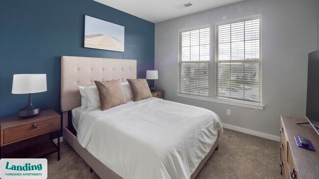 Building Photo - 115 Great Lawn Dr