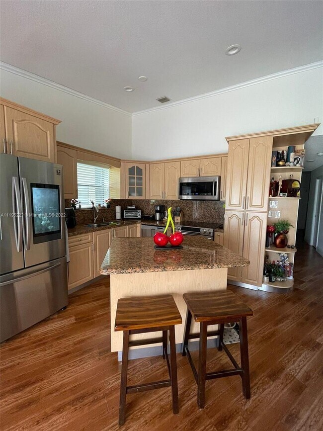 Foto del edificio - 3642 NW 83rd Ln