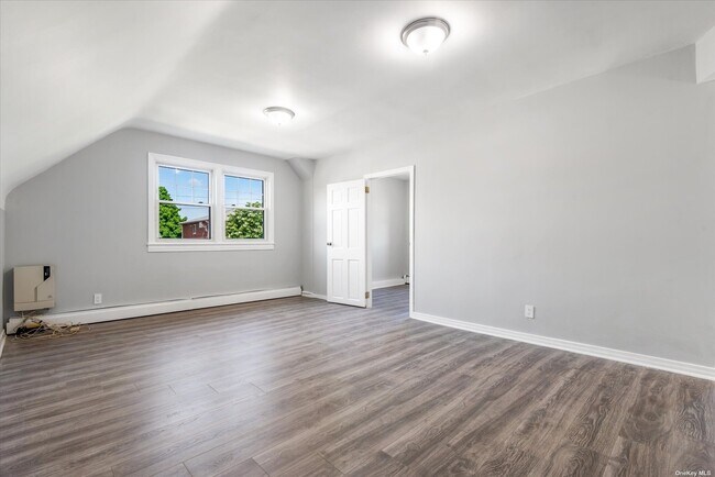 Foto del edificio - 59-11 157th St