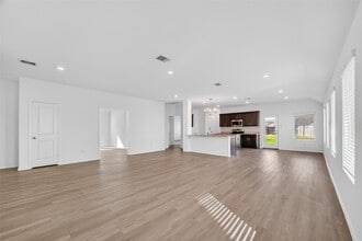 Building Photo - 19168 Pinewood Grove Trl