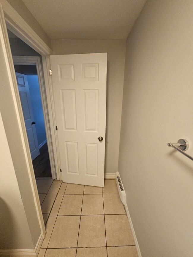 Photo du bâtiment - 12 Harry Crescent