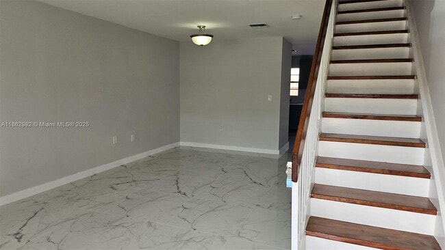 Building Photo - 6155 SW 130th Ave