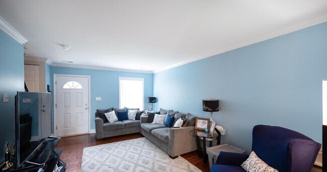 Foto del edificio - Exceptionally maintained townhouse in Fred...
