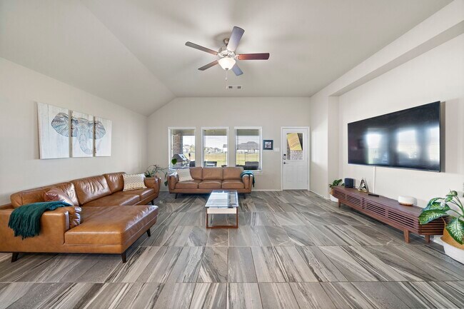 Foto del edificio - 4627 Cedar Butte Ln