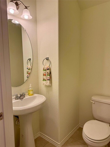 Foto del edificio - 408 Wolf Creek Way