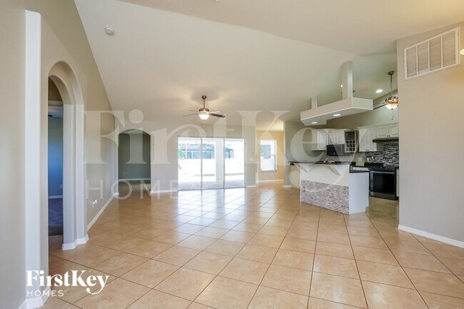 Foto del edificio - 1217 SW 35th Terrace