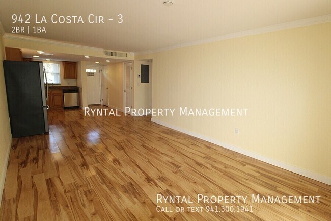 Foto del edificio - 942 La Costa Cir