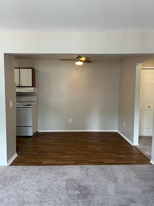 Foto del edificio - 1 bedroom/1 bathroom Near Downtown Rochester!