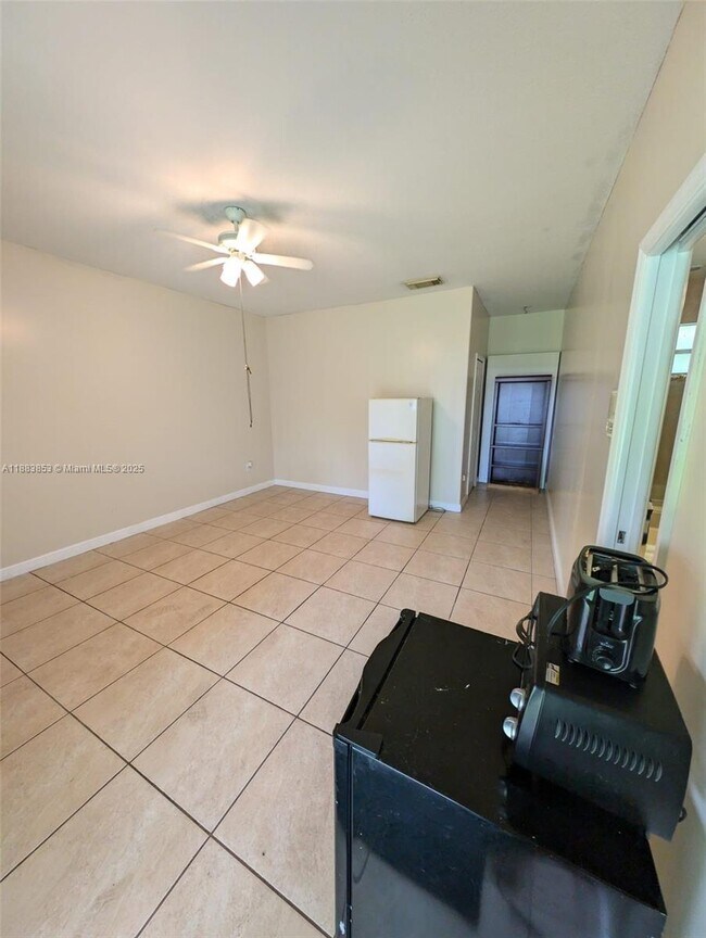Foto del edificio - 10916 SW 37th Terrace