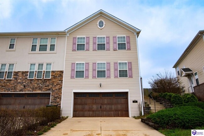 Building Photo - 150 Vineland Pkwy Dr