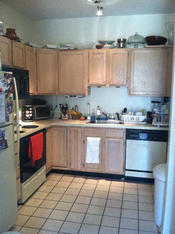 Primary Photo - 200 Falls Blvd