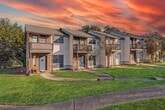 Primary Photo - RIVER CROSSING TOWNHOME - 2BD -2.5BA - GRE...