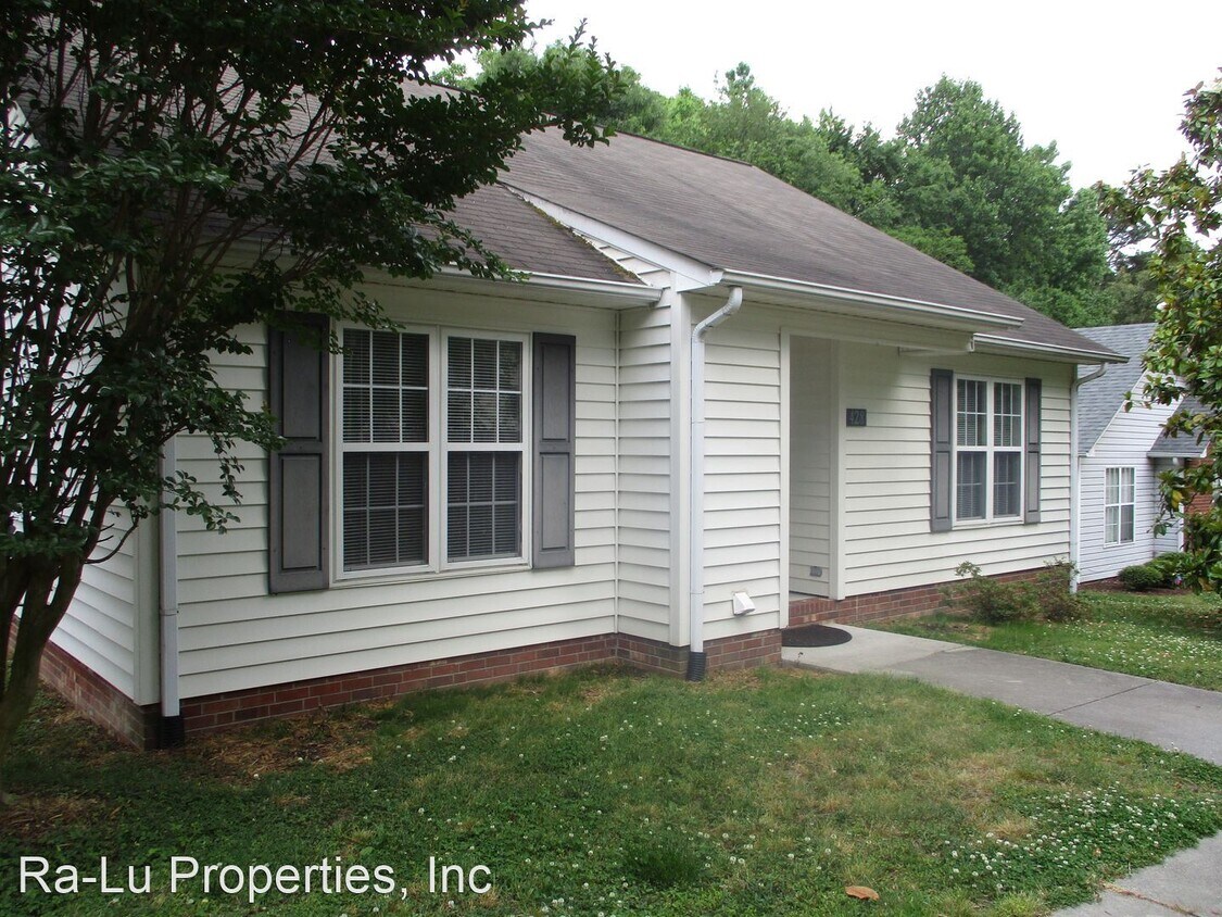 Primary Photo - 3 br, 2 bath House - 428 Shady Brook Rd.
