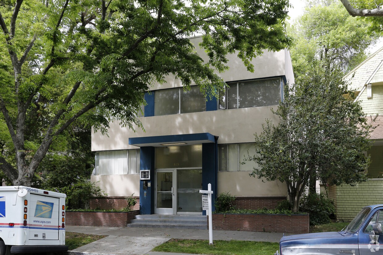Primary Photo - 1625 O St