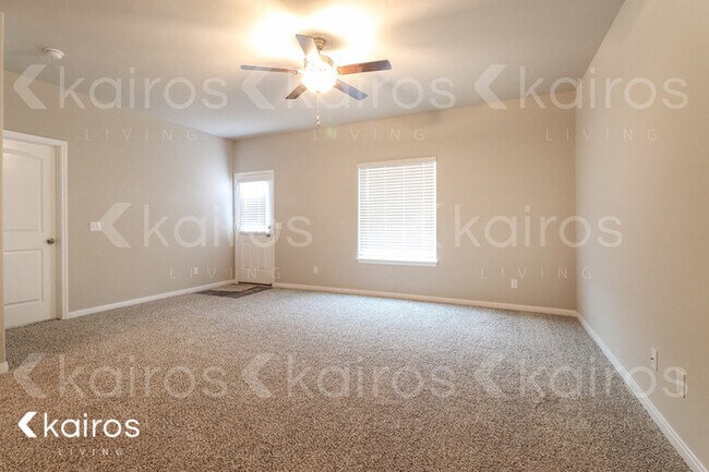 Foto del edificio - 900 NW 4th St