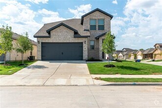 Building Photo - 1806 Winecup Dr