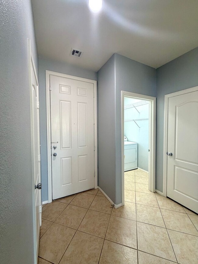 Building Photo - 8672 Big Sagebrush Ave